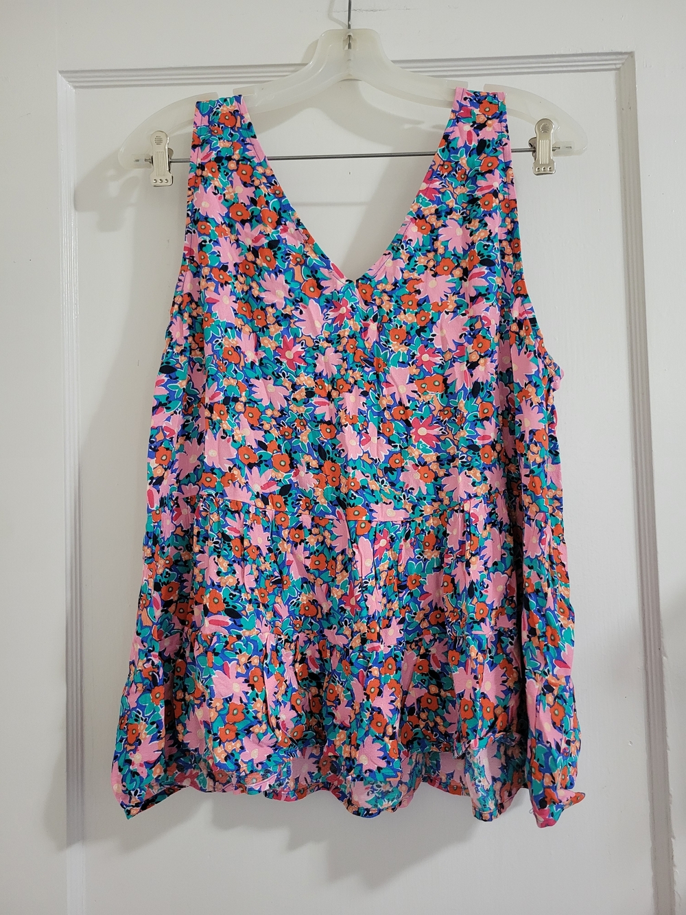 LOFT Floral V-Neck Bright Colorful Tank top - Picture 7 of 9